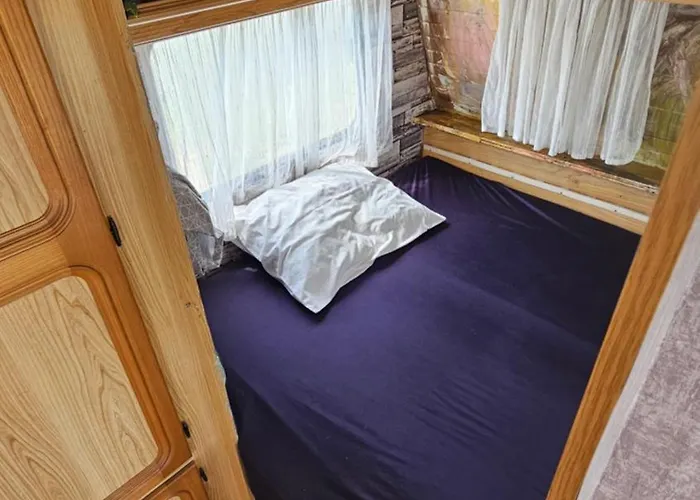 Beachfront Caravans אתר קמפינג *