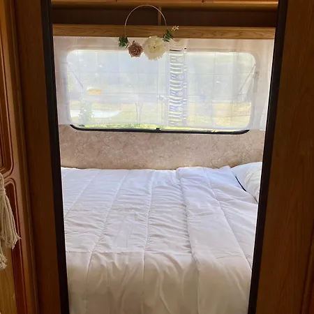 Κάμπινγκ Beachfront Caravans Τσερνομόρετς