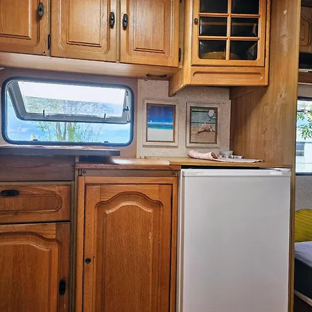 Beachfront Caravans * Csernomorec