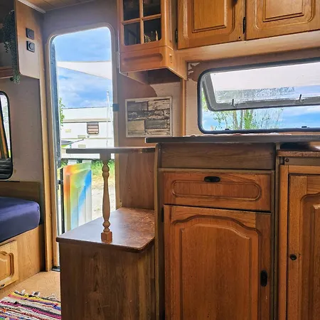 Beachfront Caravans Kemping Czernomorec