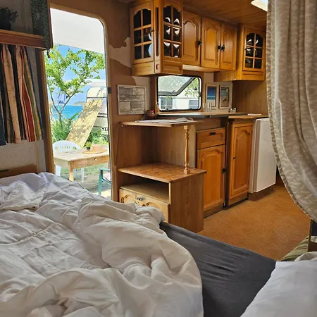 Beachfront Caravans Tchernomorets
