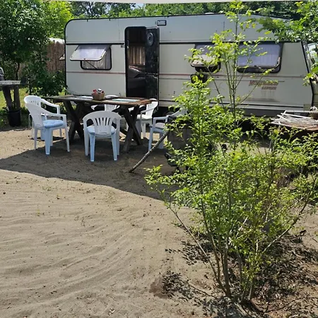Campeggio Beachfront Caravans
