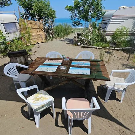 Beachfront Caravans キャンプ場 *