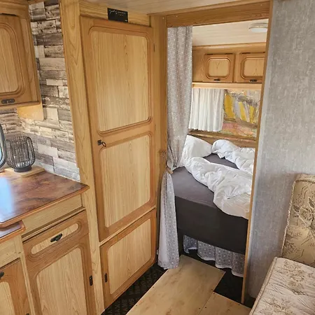 Beachfront Caravans チェルノモレツ