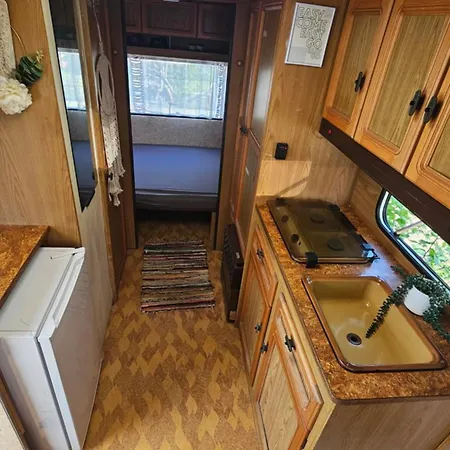 Beachfront Caravans Κάμπινγκ Τσερνομόρετς