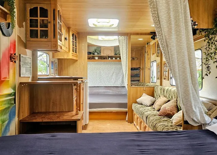 Beachfront Caravans 캠프장 체르노모레츠