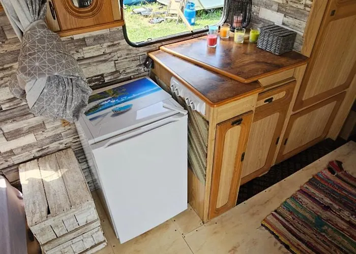 مكان تخييم Beachfront Caravans تشيرنوموريتس