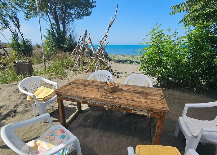 مكان تخييم Beachfront Caravans تشيرنوموريتس